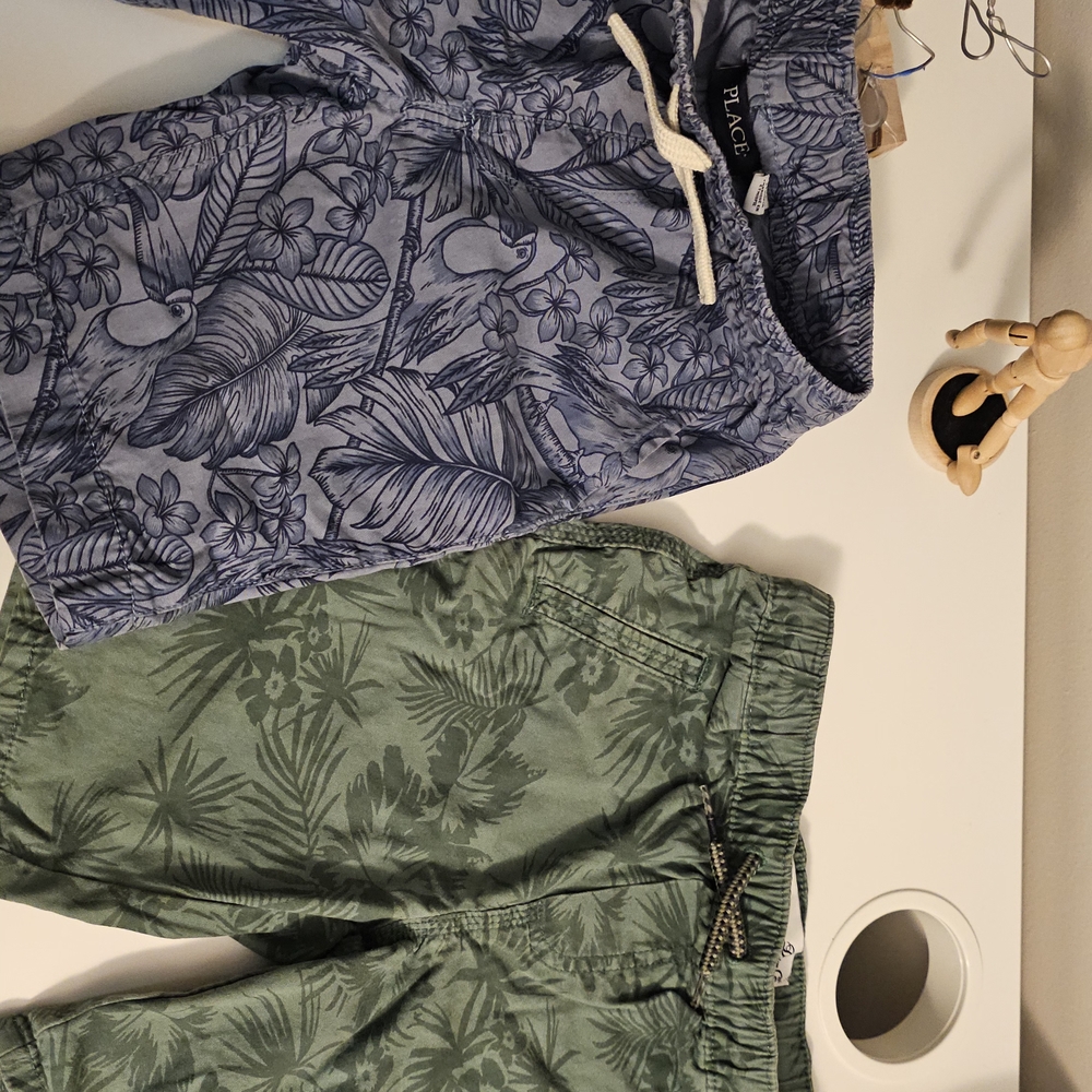 Place Blue Leaf Patterned Shorts
